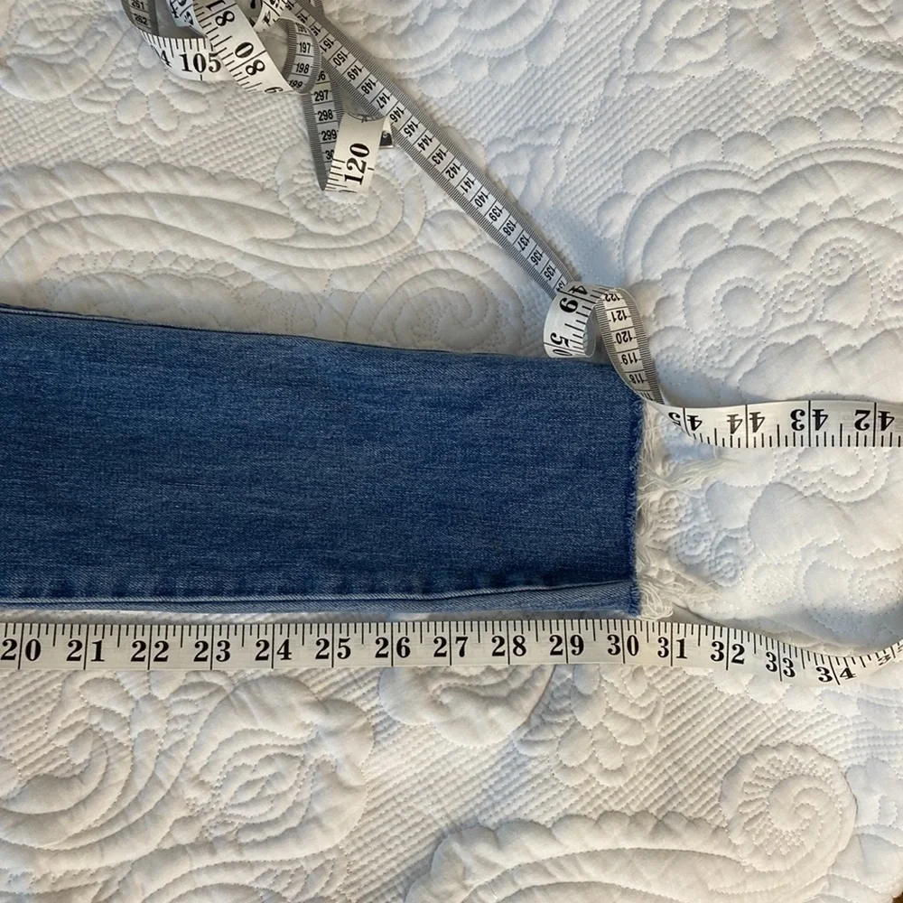 James Jeans Twiggy Throwback skinny jeans raw hem size 26